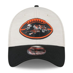 Cincinnati Bengals New Era 2024 Sideline Historic 39THIRTY Flex Hat Stone/Black