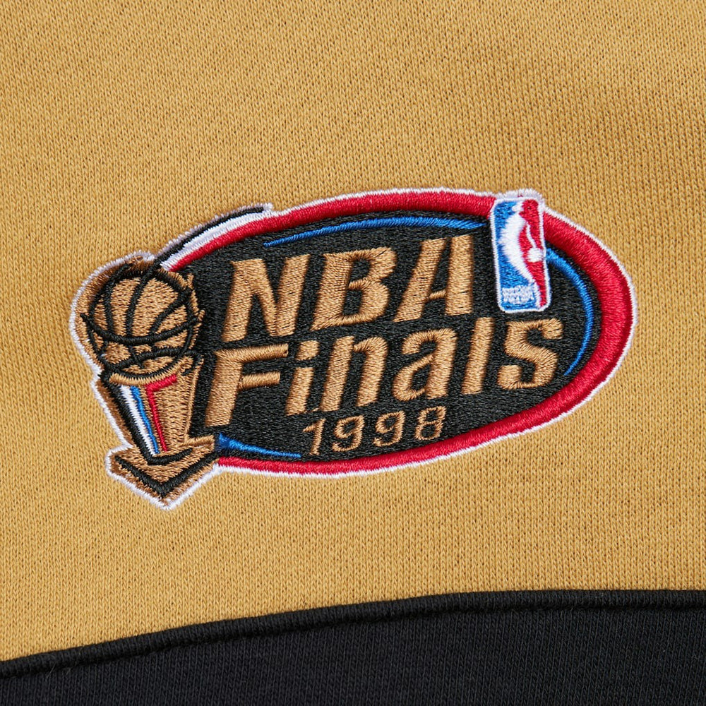 Chicago Bulls Head Coach Pullover Hoodie Red/Gold | Mitchell & Ness US