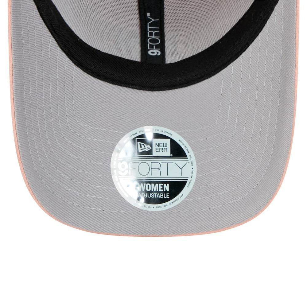 San Francisco 49ers New Era Women's Cozy Sherpa 9FORTY Adjustable Hat Light Pink