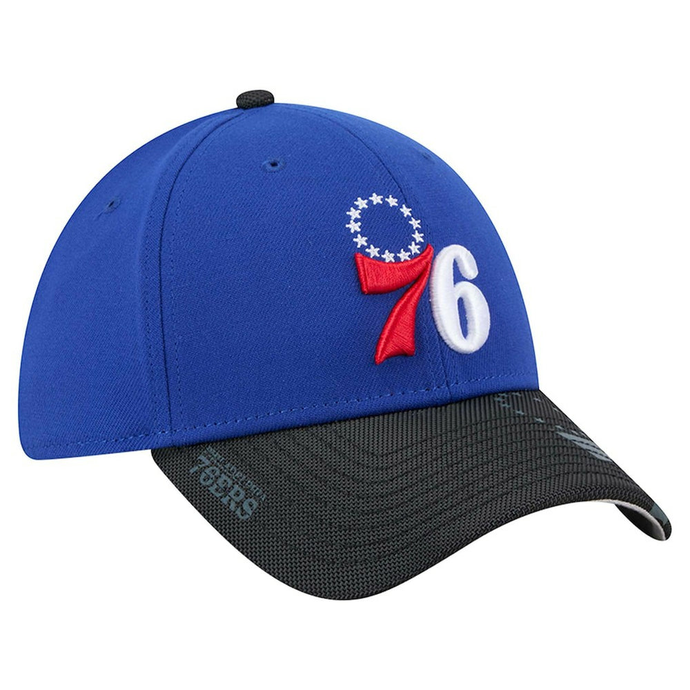 Philadelphia 76ers Sport Night Visor Hit 39THIRTY Flex Hat Royal/Black | New Era Lifestyle