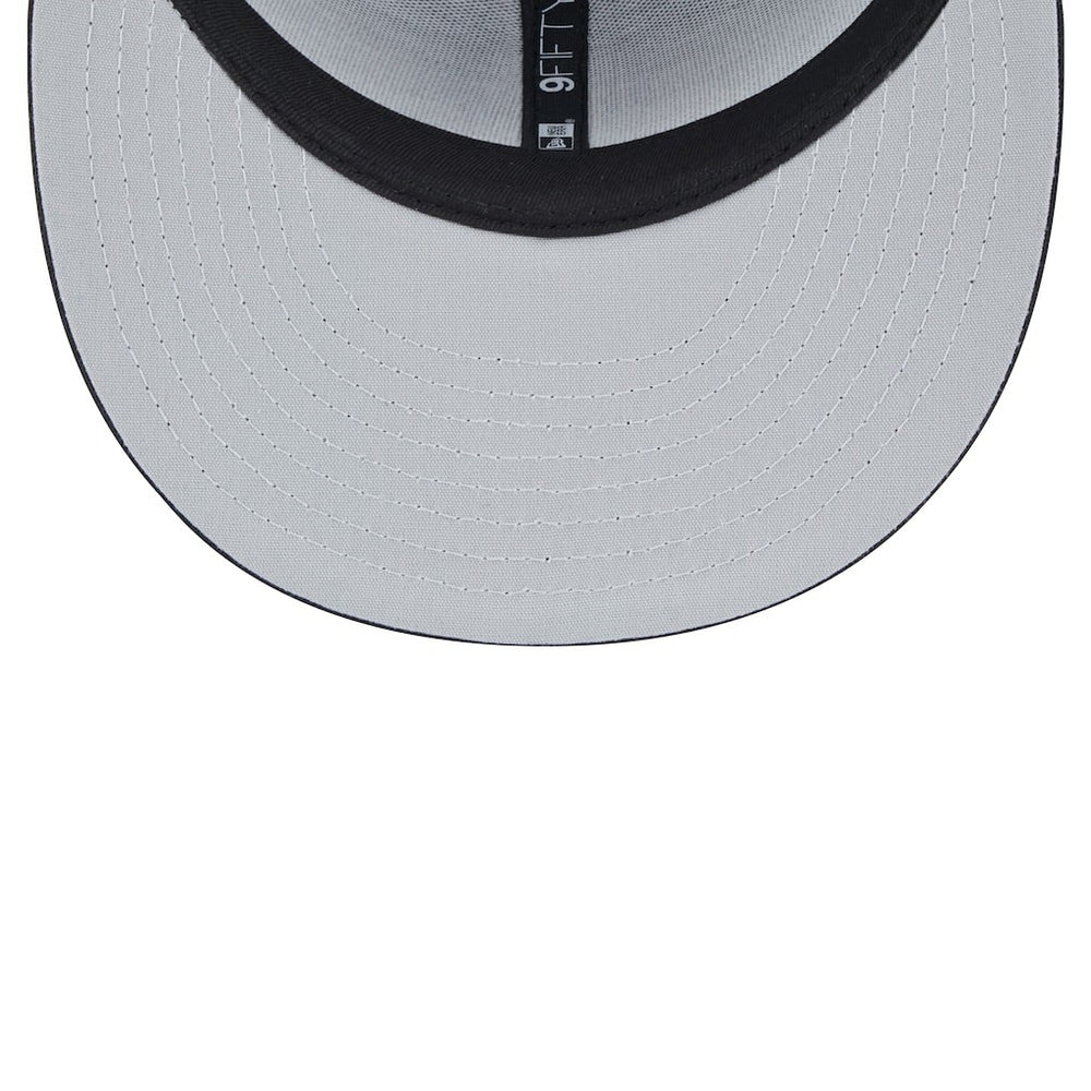 New Era Cincinnati Bengals Black Main Trucker 9FIFTY Snapback Hat