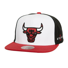 Chicago Bulls Core Snapback Hat White/Red | Mitchell & Ness Lifestyle