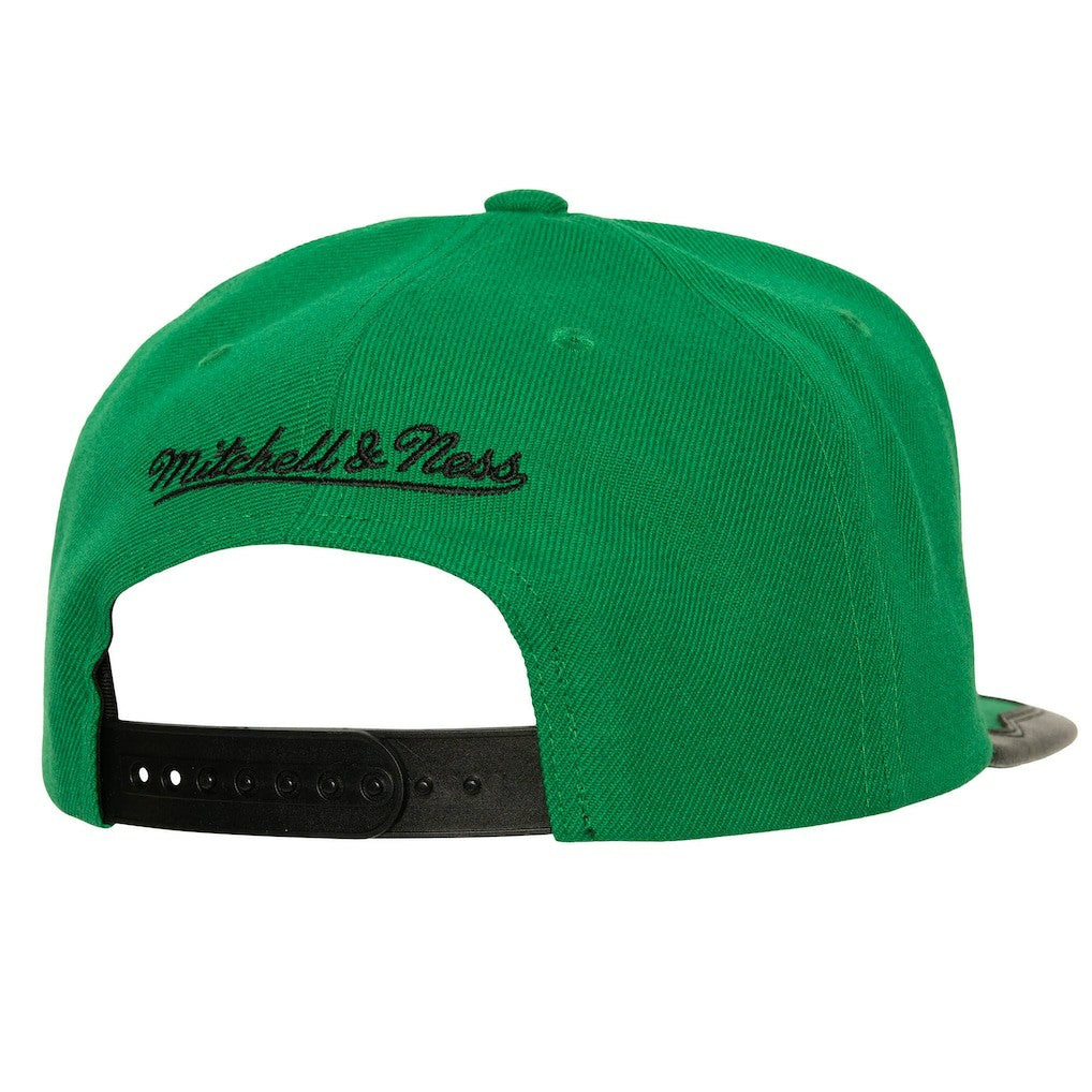 Boston Celtics Day One Snapback Hat Black/Kelly Green | Mitchell & Ness Lifestyle