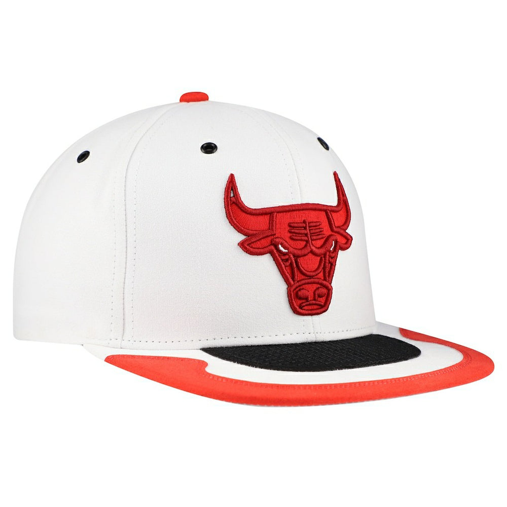 Chicago Bulls Day 4 Snapback Hat White | Mitchell & Ness for sale