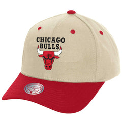 Chicago Bulls Game On Two-Tone Pro Crown Adjustable Hat Cream | Mitchell & Ness US