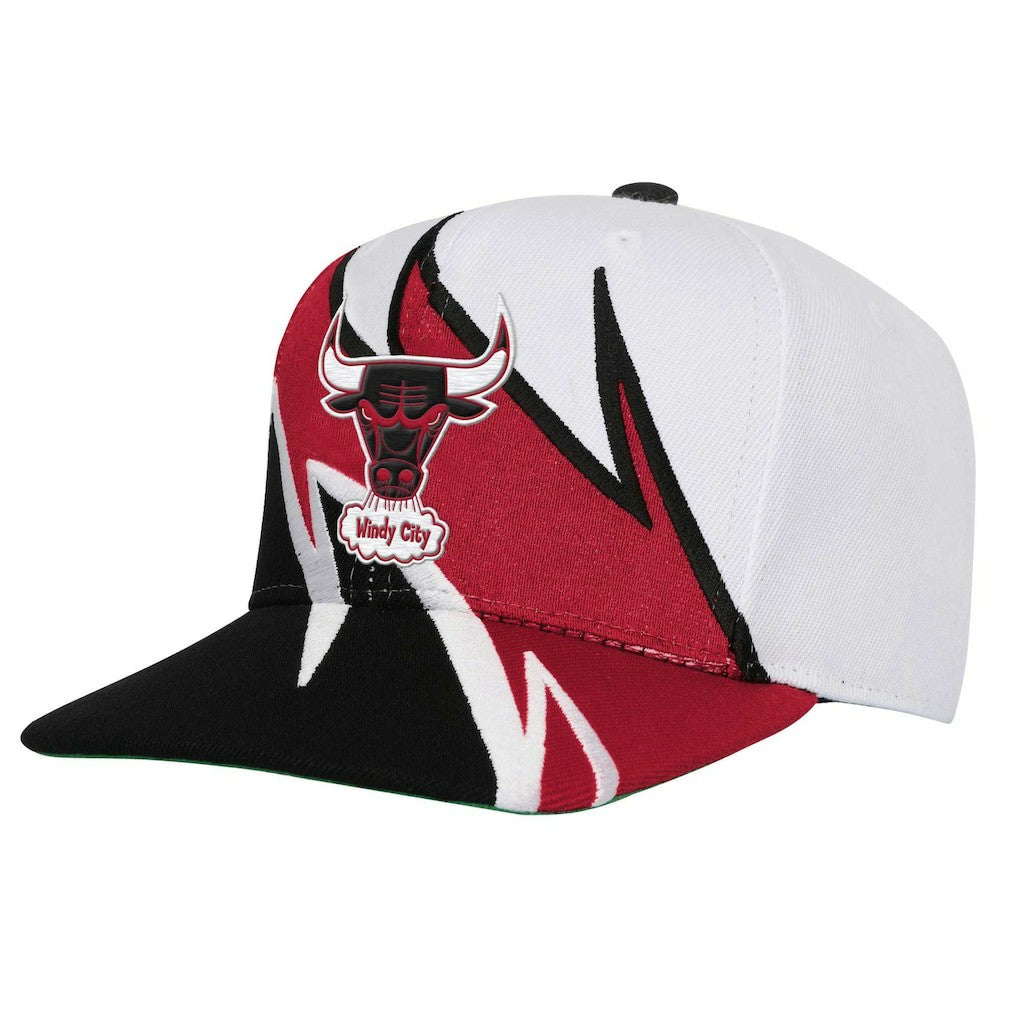 Chicago Bulls Youth Wave Runner Snapback Hat White | Mitchell & Ness Lifestyle