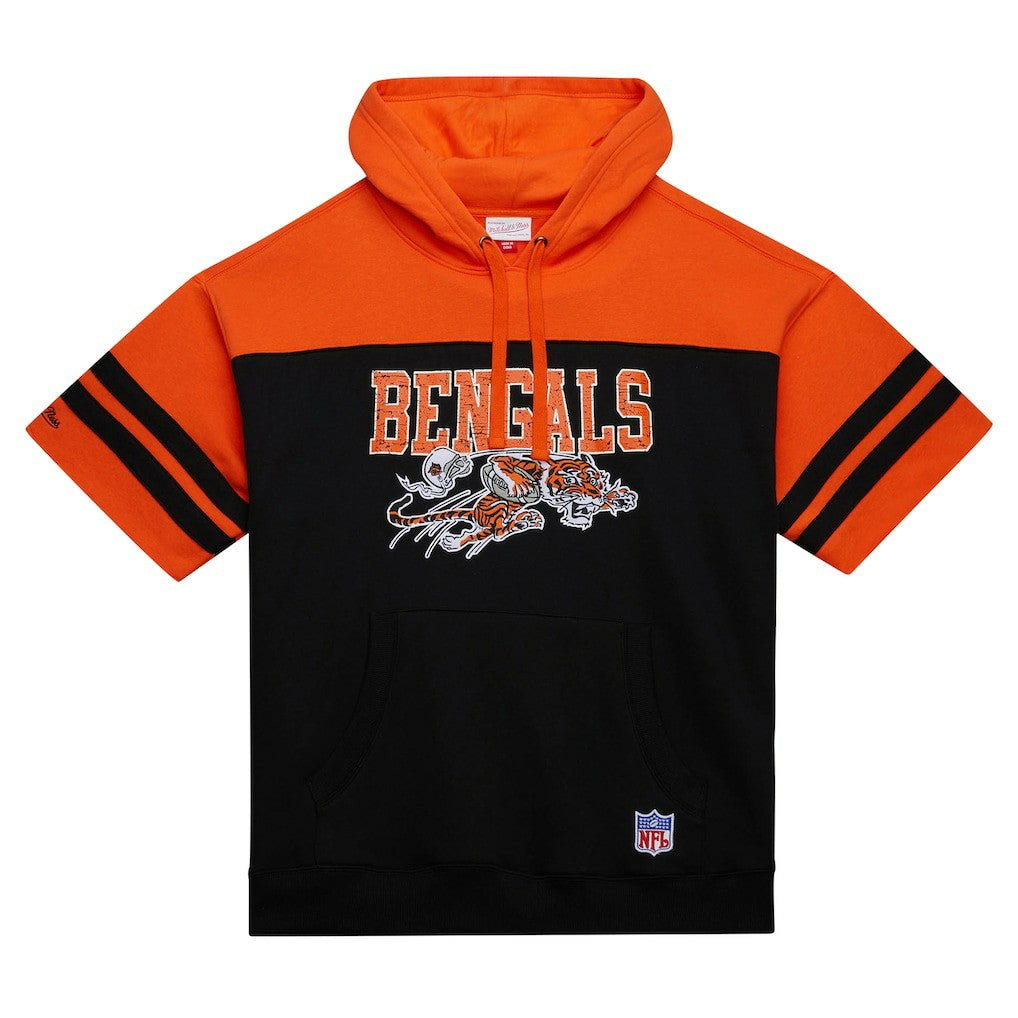 Mitchell & Ness Cincinnati Bengals Off Field Vintage Logo Short Sleeve Pullover Hoodie Black