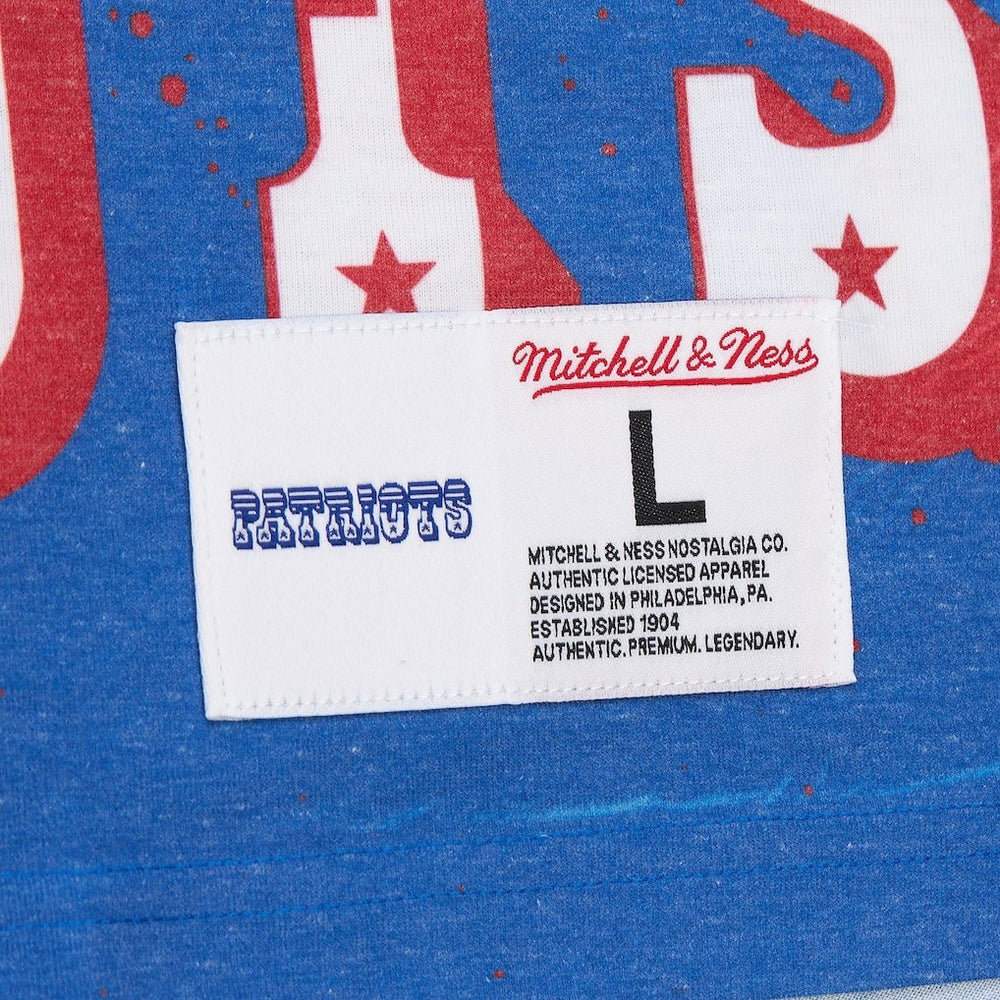 Mitchell & Ness New England Patriots Team Burst Vintage Logo T-Shirt White