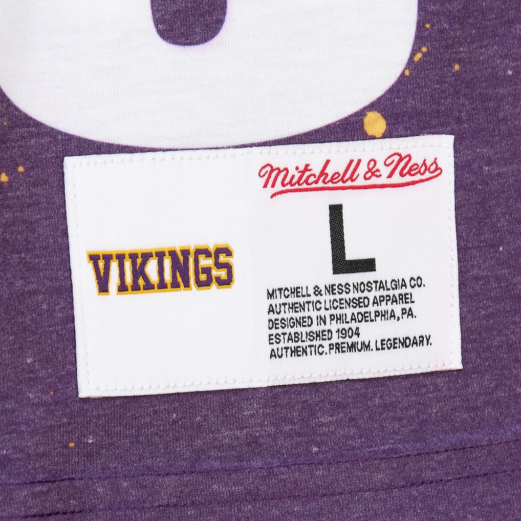 Mitchell & Ness Randy Moss Minnesota Vikings Burst Retired Player T-Shirt Gray