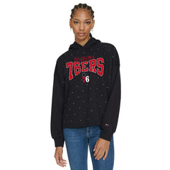 Philadelphia 76ers Tommy Jeans Women's Stella Cropped Pullover Hoodie Black