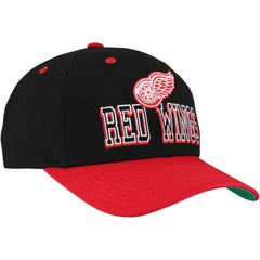 Detroit Red Wings Mitchell & Ness Backside Script Two-Tone Pro Crown Adjustable Hat - Black/Red - NHL 201546281