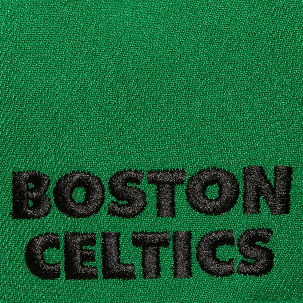 Boston Celtics Starlight Snapback Hat Kelly Green | Mitchell & Ness US