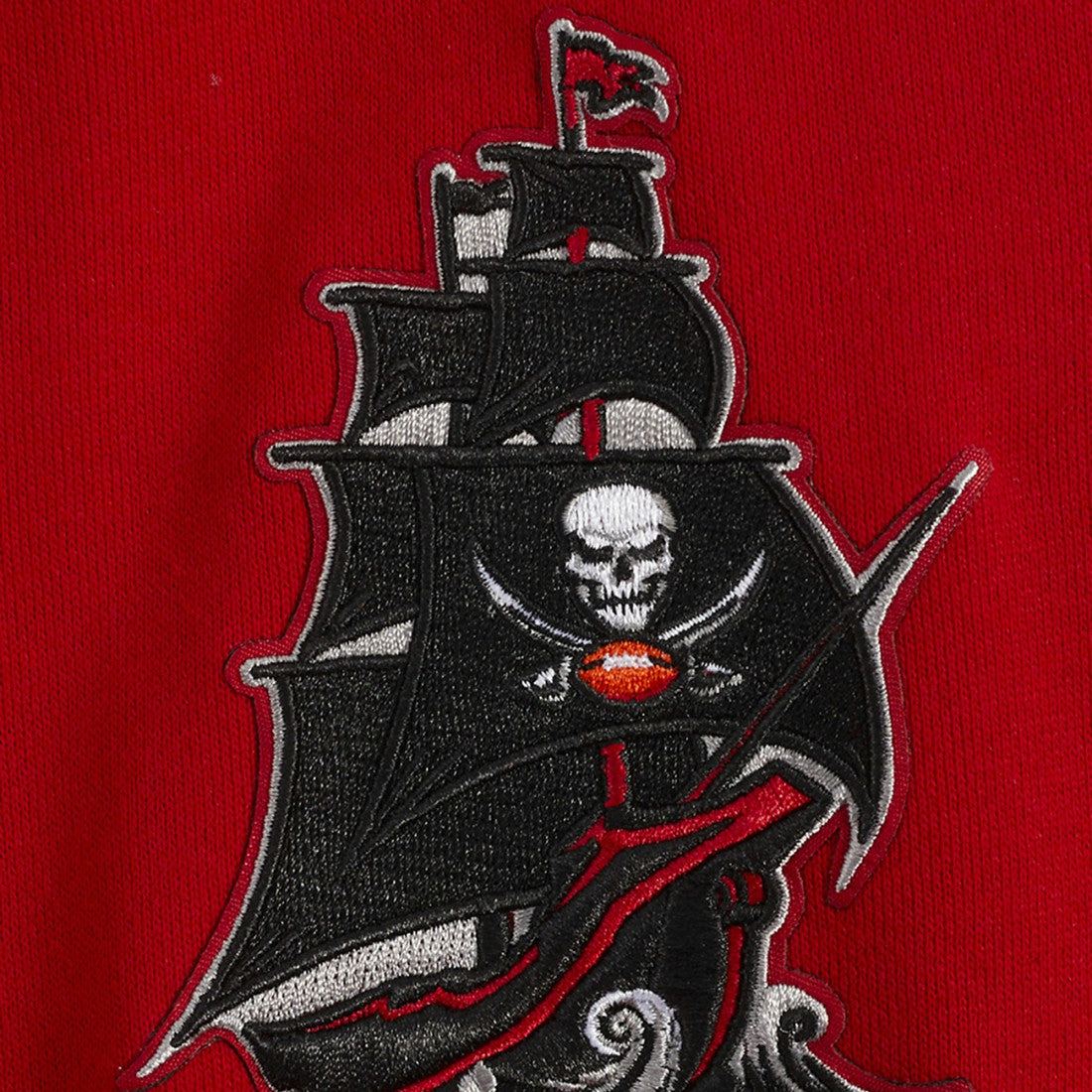 Tampa Bay Buccaneers Pro Standard Turn It Up Drop Shoulder Pullover Sweatshirt Red