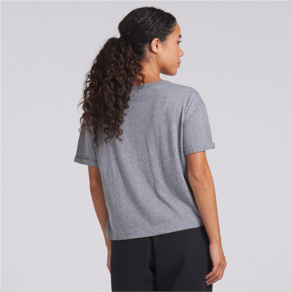 Fanatics Pittsburgh Steelers Women's Swing Pass Tri-Blend Boxy T-Shirt Heather Gray
