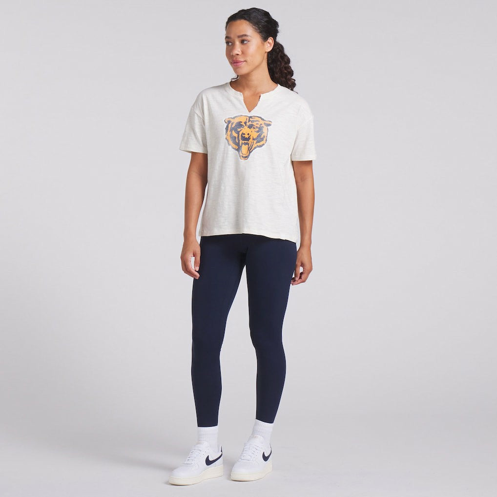 Fanatics Chicago Bears Women's Trick Play Slub Boxy T-Shirt Cream