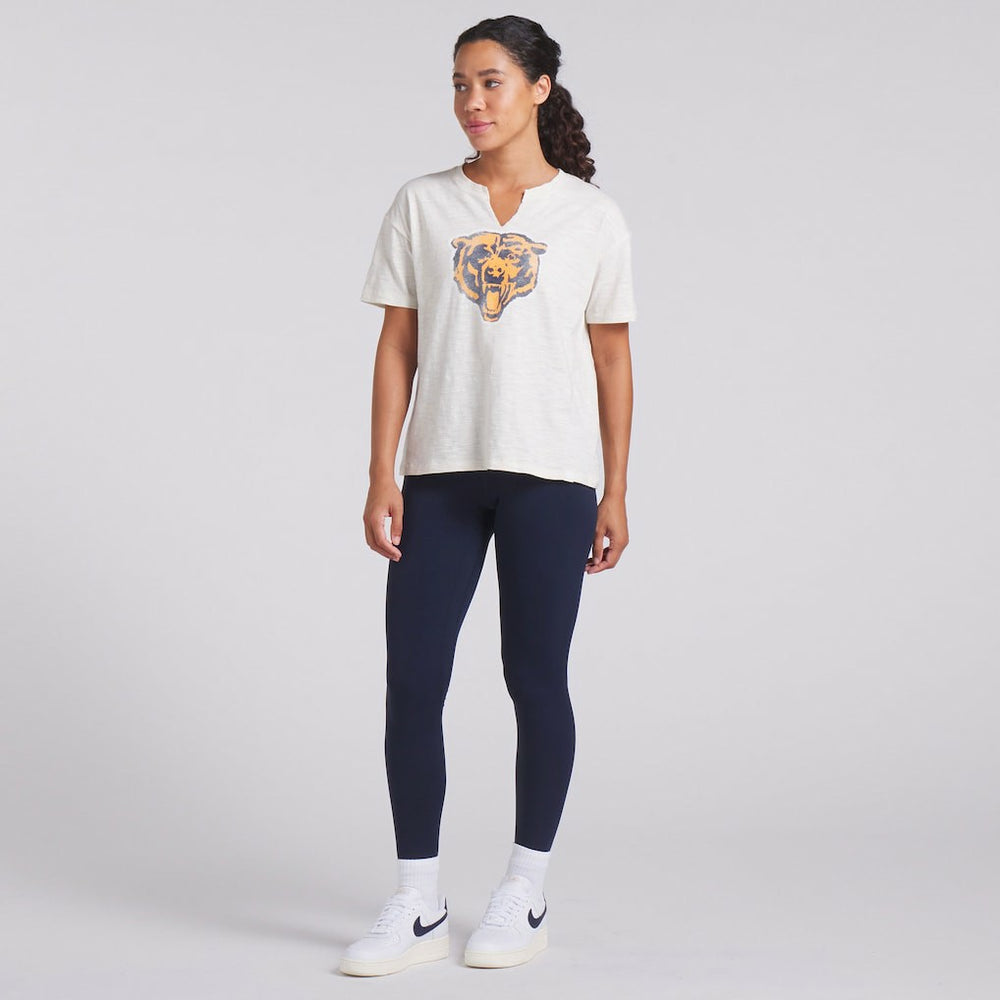 Fanatics Chicago Bears Women's Trick Play Slub Boxy T-Shirt Cream