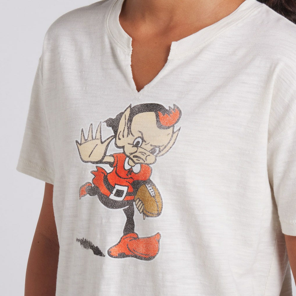 Fanatics Cleveland Browns Women's Trick Play Slub Boxy T-Shirt Cream