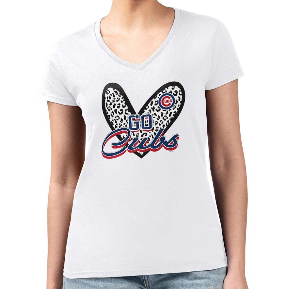 Chicago Cubs G-III 4Her by Carl Banks Women's Super-Slim Fit Lightweight Leopard Heart V-Neck T-Shirt - White - MLB Lifestyle