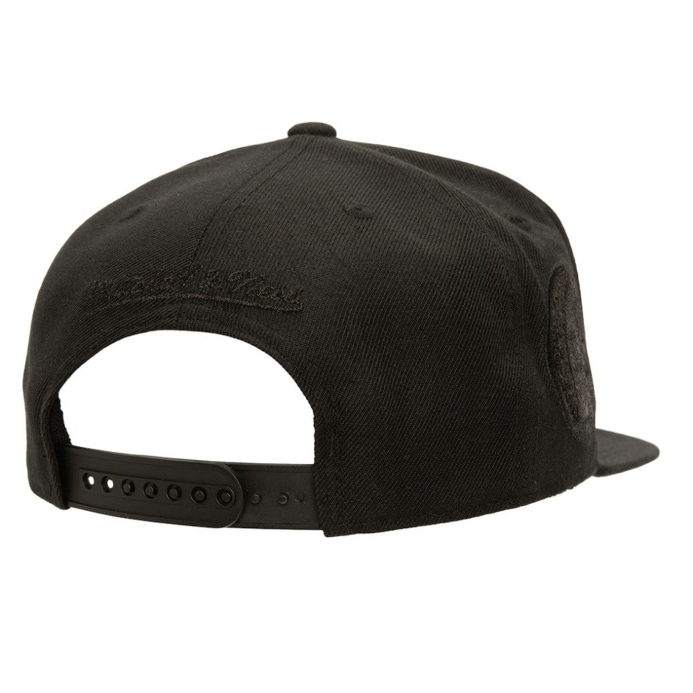 Boston Bruins Mitchell & Ness Soul Strike Pearl Tonal Snapback Hat - Black - NHL 201692989