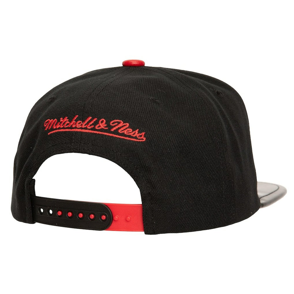 Chicago Bulls Day 11 Snapback Hat Black | Mitchell & Ness