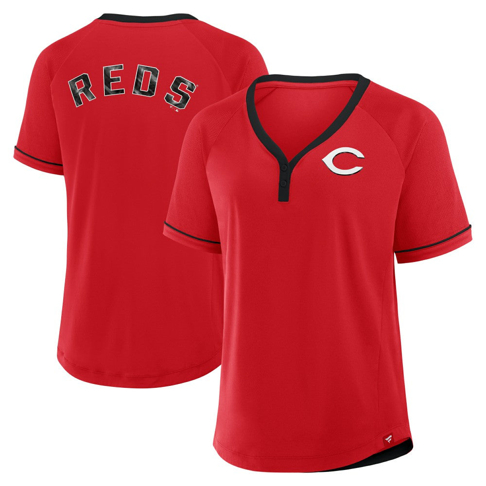 Cincinnati Reds Fanatics Women's League Diva Star Raglan V-Neck T-Shirt - Red - Fanatics Lifestyle