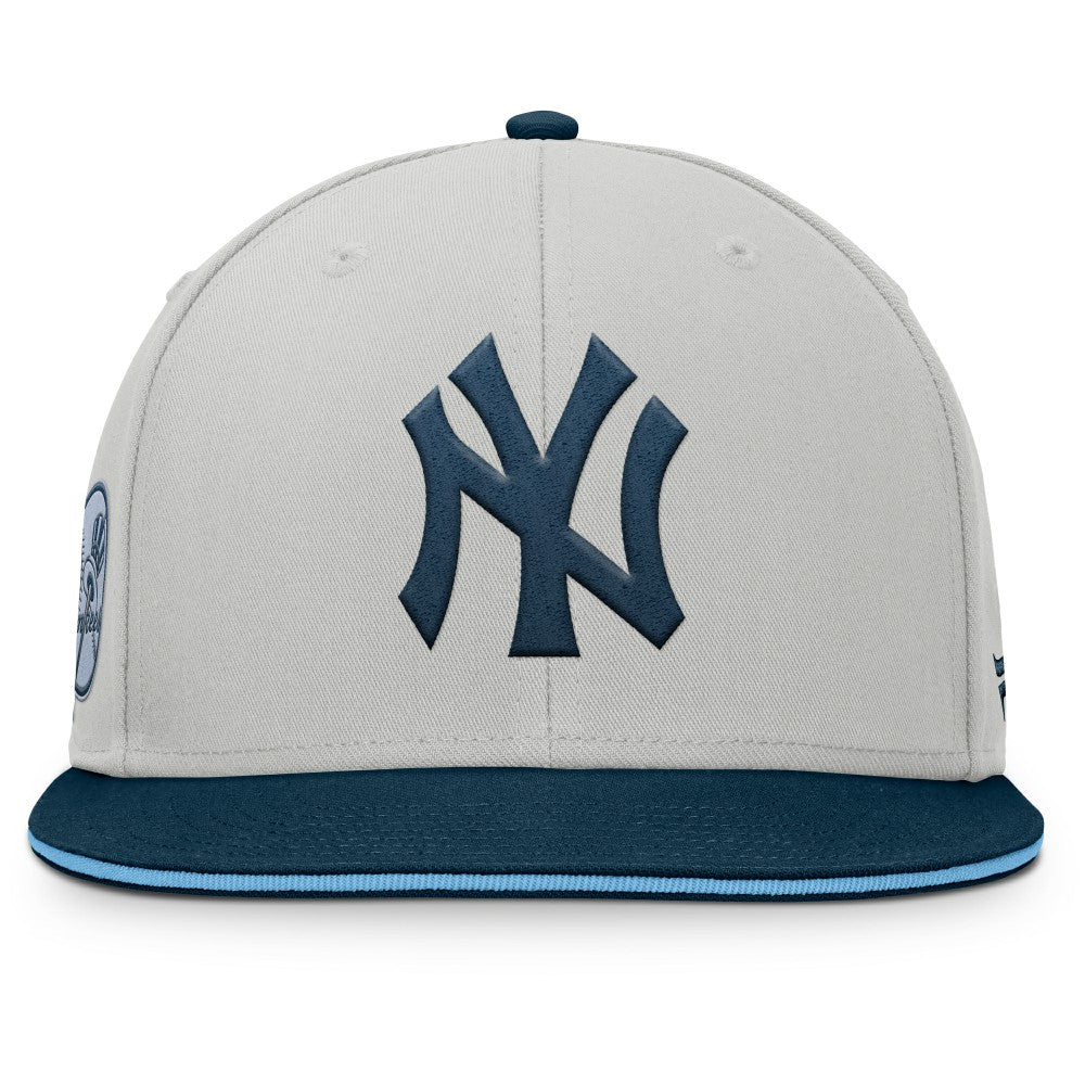 New York Yankees Fanatics Knuckleball Snapback Hat - Gray - Fanatics Lifestyle