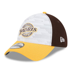 San Diego Padres New Era 2025 MLB Clubhouse 39THIRTY Flex Hat - Brown/Gold - New Era on Sale