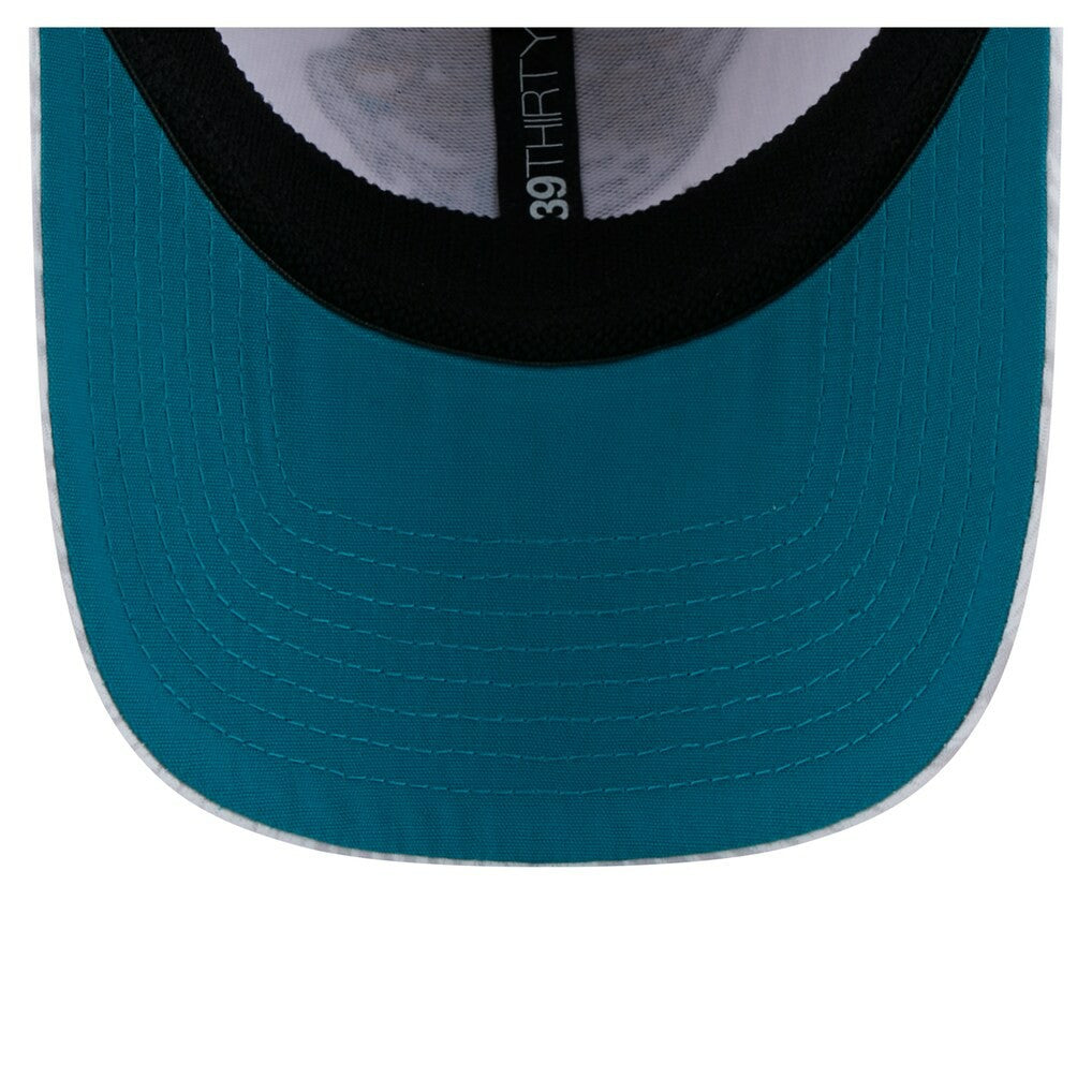Jacksonville Jaguars New Era Gameday Graded 39THIRTY Flex Hat White