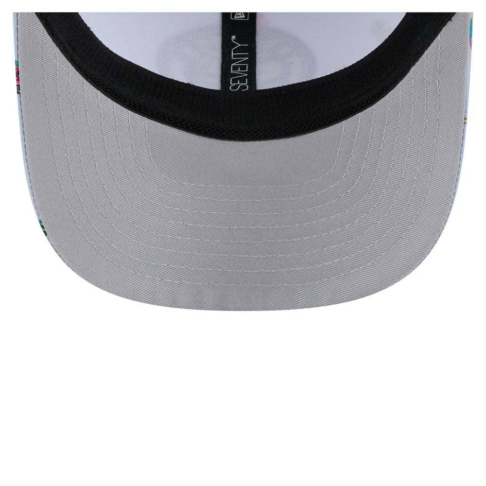Brooklyn Nets Adventure Aloha Pattern 9SEVENTY Stretch-Snap Hat Light Blue/Gray | New Era Near Me
