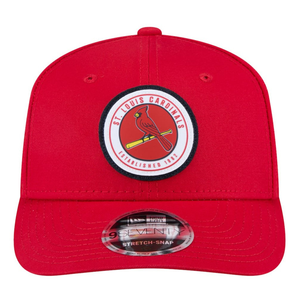 St. Louis Cardinals New Era Circle Patch 9SEVENTY Stretch-Snap Hat - Red - New Era Online
