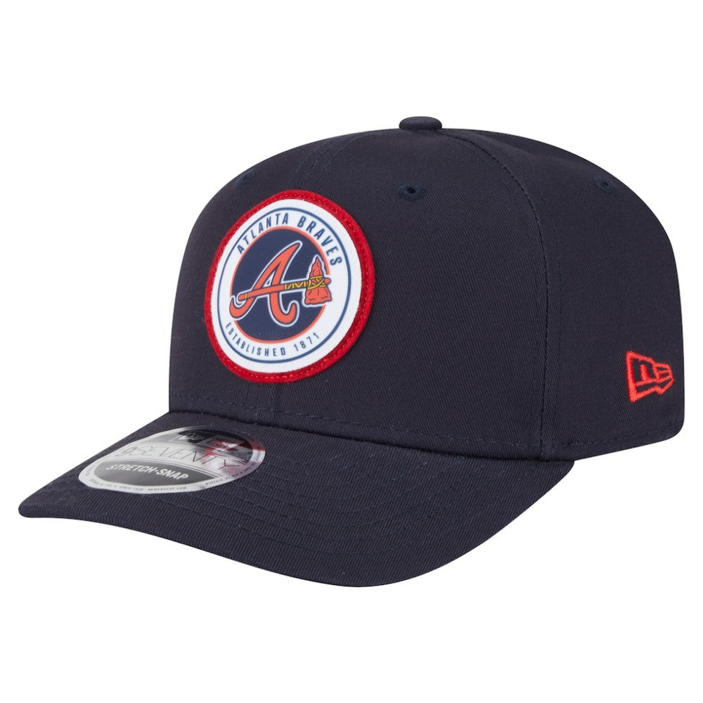 Atlanta Braves New Era Circle Patch 9SEVENTY Stretch-Snap Hat - Navy - New Era Lifestyle