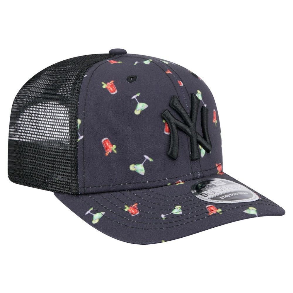 New York Yankees New Era Adventure Drinks Pattern 9SEVENTY Stretch-Snap Hat - Black - New Era on Sale