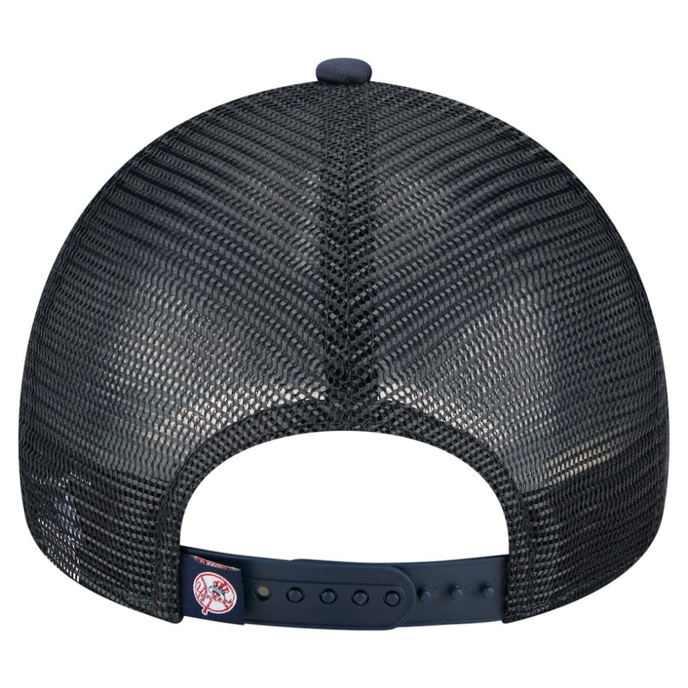 New York Yankees New Era Distressed 9FORTY A-Frame Adjustable Trucker Hat - Navy - New Era Online