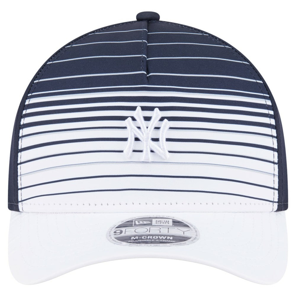 New York Yankees New Era Gradient 9FORTY M-Crown Adjustable Hat - Navy - New Era Lifestyle