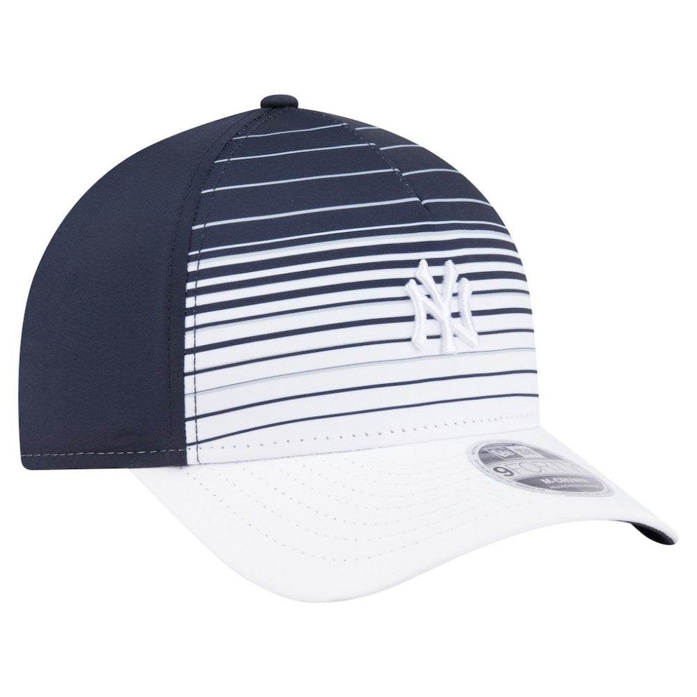 New York Yankees New Era Gradient 9FORTY M-Crown Adjustable Hat - Navy - New Era Lifestyle