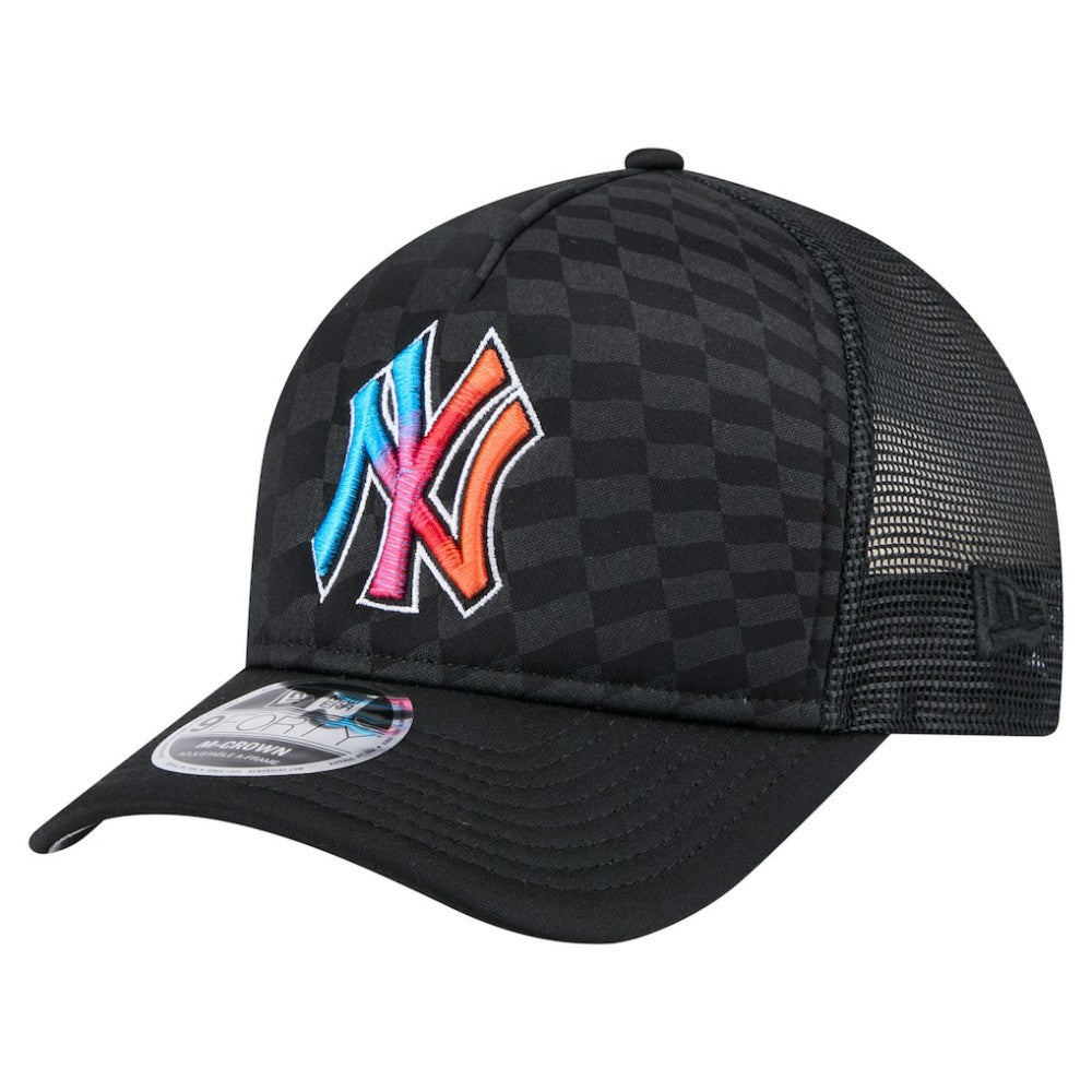 New York Yankees New Era Gradient 9FORTY A-Frame M-Crown Trucker Adjustable Hat - Black - New Era on Sale