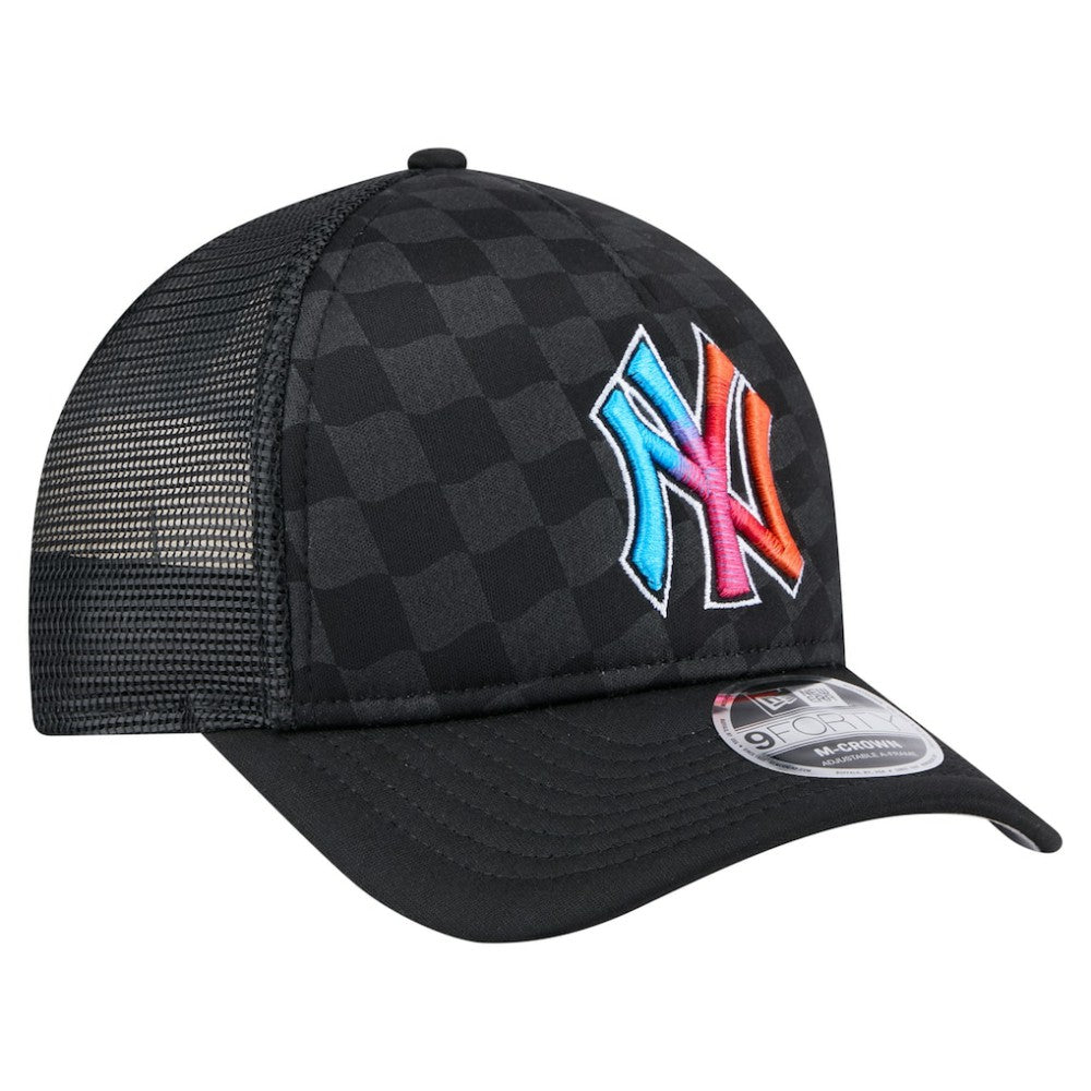New York Yankees New Era Gradient 9FORTY A-Frame M-Crown Trucker Adjustable Hat - Black - New Era on Sale