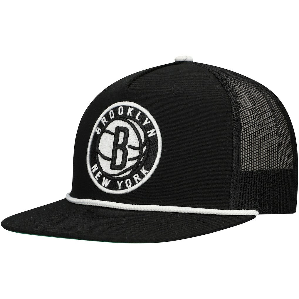Brooklyn Nets Roper Trucker Snapback Hat Black | Mitchell & Ness US