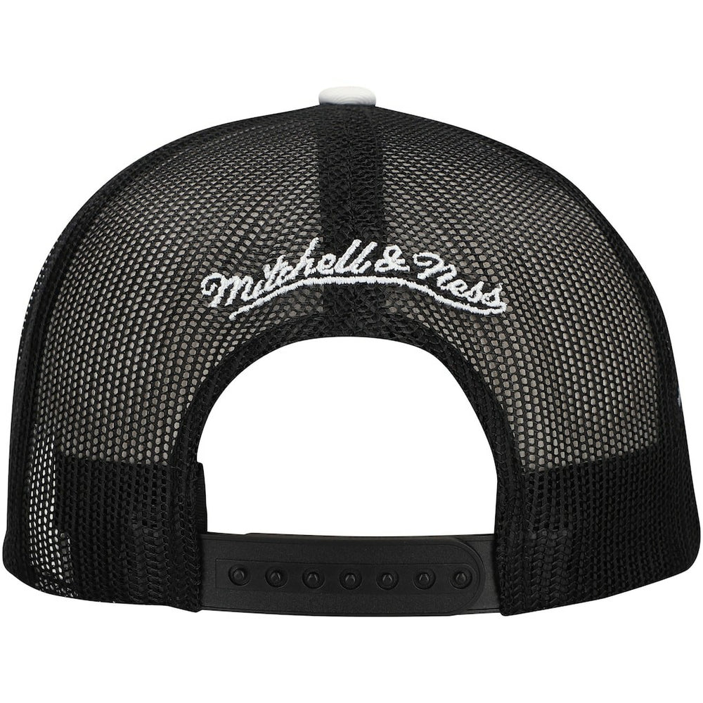 Brooklyn Nets Roper Trucker Snapback Hat Black | Mitchell & Ness US