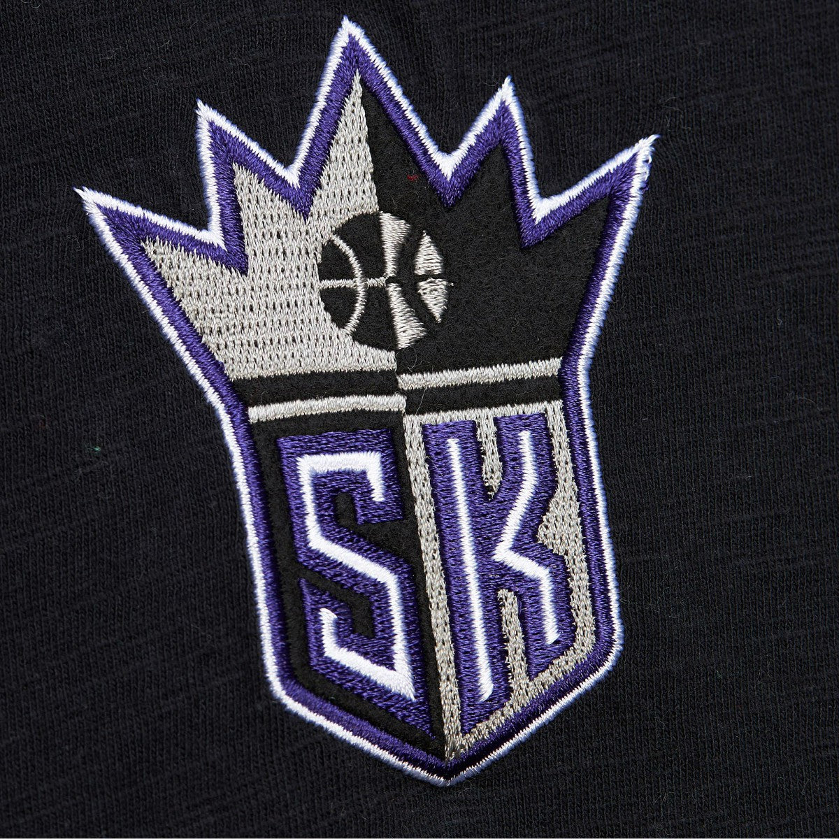 Sacramento Kings Hardwood Classics Felt Applique Slub T-Shirt Black | Mitchell & Ness Near Me