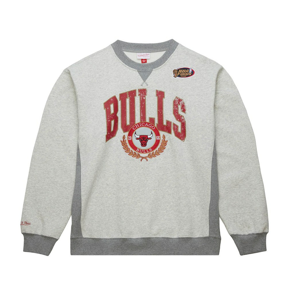 Chicago Bulls Vintage Logo Pullover Sweatshirt Heather Gray | Mitchell & Ness Lifestyle