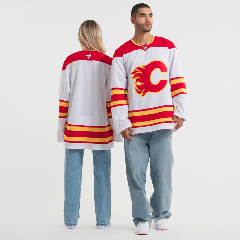 Calgary Flames Fanatics Away Premium Jersey - White - NHL 202015680