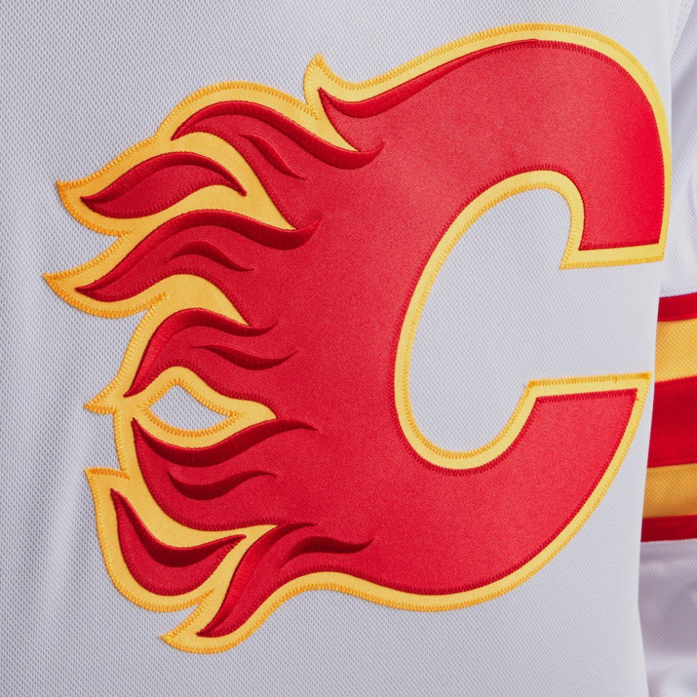 Calgary Flames Fanatics Away Premium Jersey - White - NHL 202015680