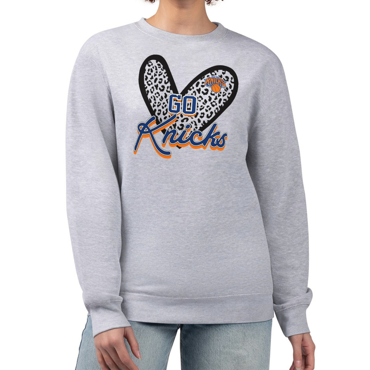 New York Knicks G-III 4Her by Carl Banks Women's Leopard Heart Fleece Pullover Sweatshirt Heather Gray