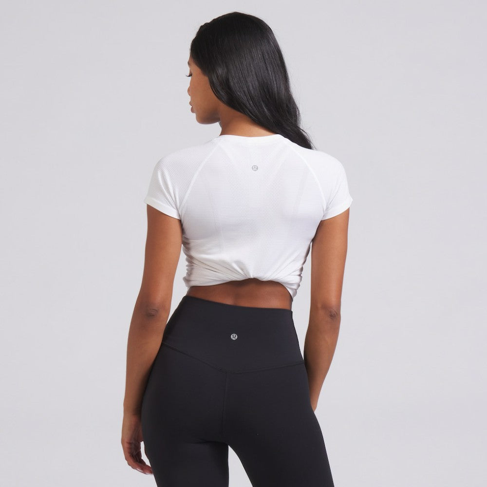 Boston Bruins lululemon Women's Swiftly Tech Short-Sleeve Shirt 2.0 - White - NHL 202164658