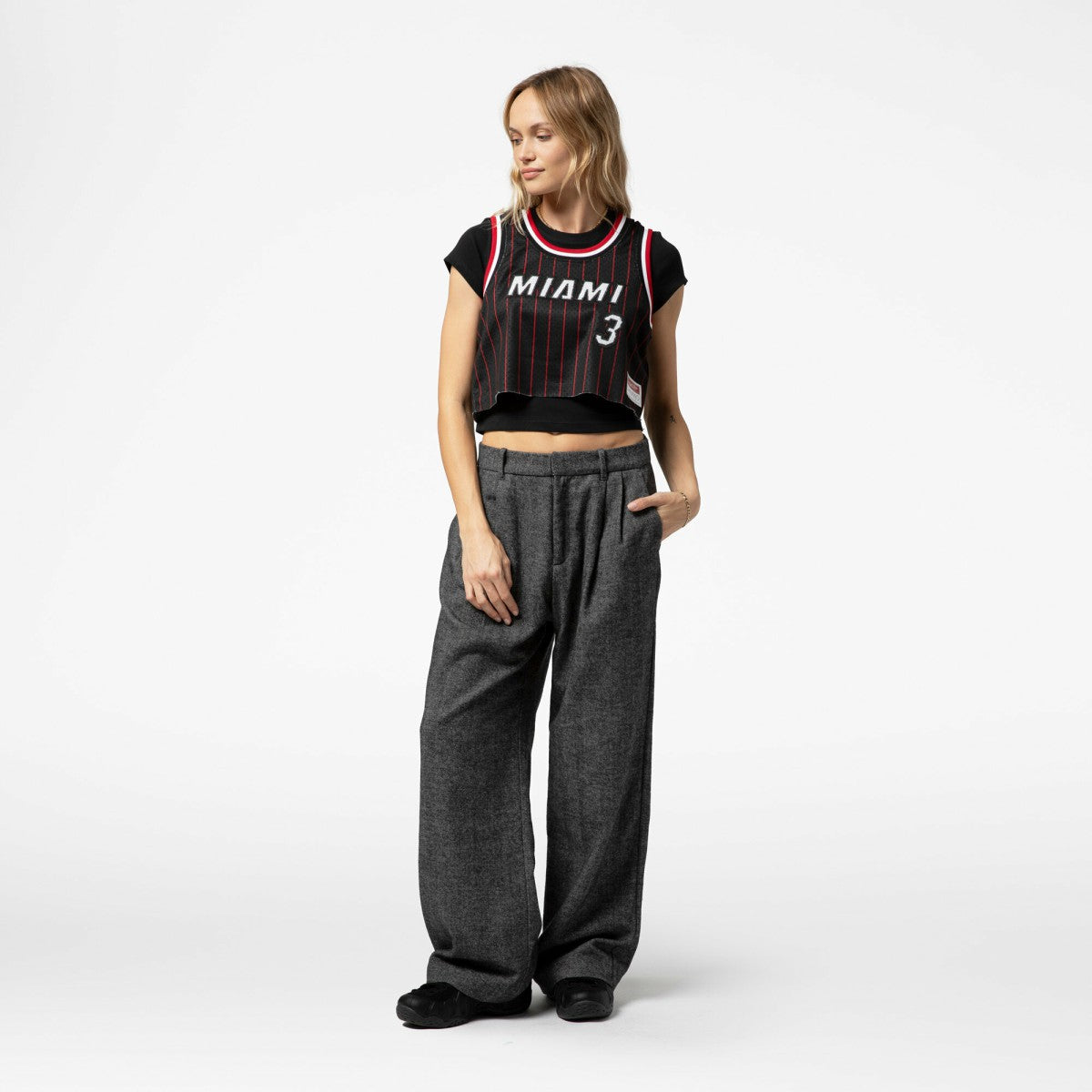 Dwyane Wade Miami Heat x DANNIJO Women's Fashion Cropped Basketball Jersey Black | Mitchell & Ness discount