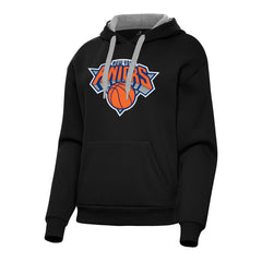New York Knicks Antigua Women's Victory Pullover Hoodie Black
