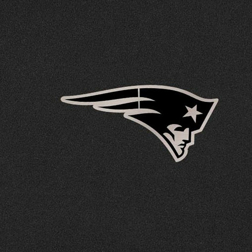 New England Patriots Antigua Content Quarter-Zip Pullover Top Black