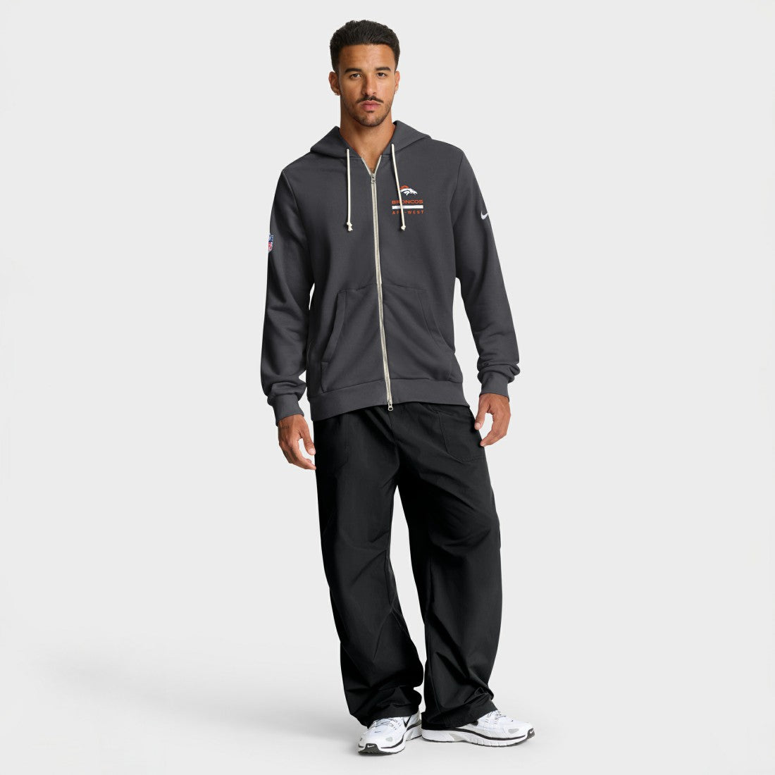 Nike Denver Broncos Sideline Standard Issue Utility Player Dri-FIT Full-Zip Hoodie Anthracite