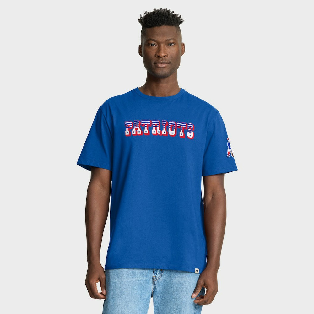 Fanatics New England Patriots Elevated Classic Legacy T-Shirt Royal